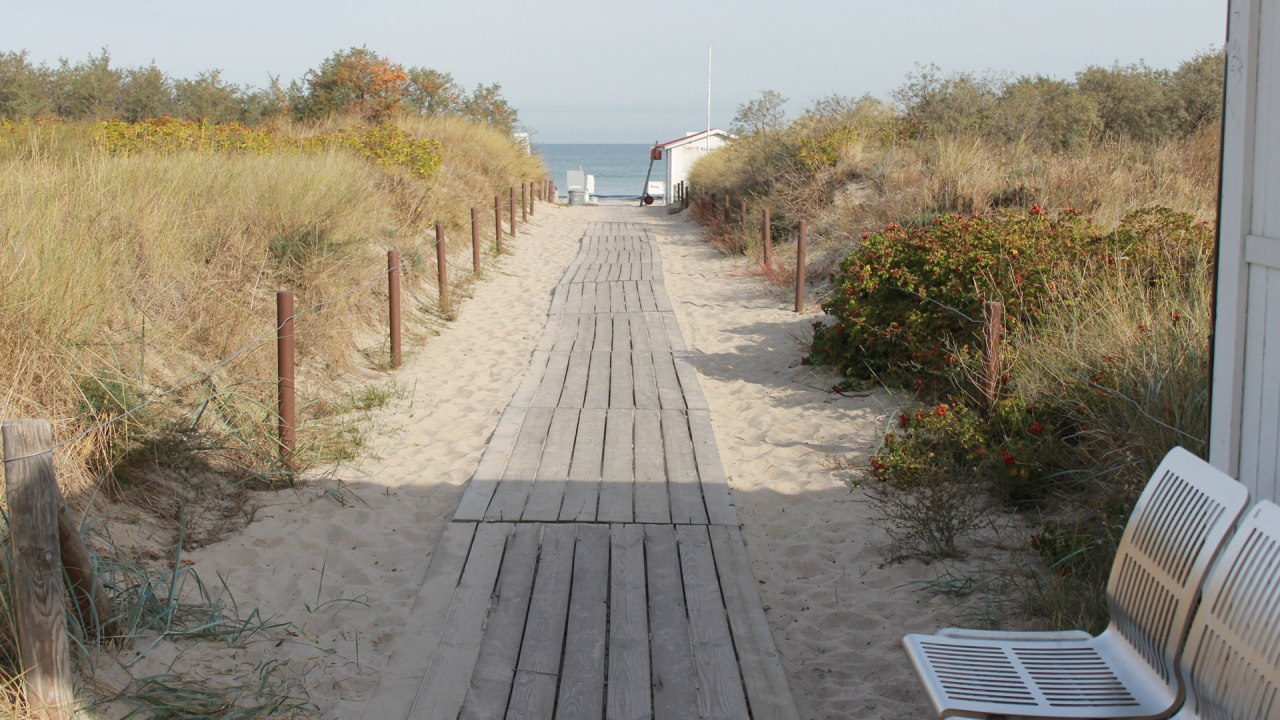 Dostęp do plaży bez barier 18 w Warnemünde // © TZRW Dostęp do plaży bez barier 18 w Warnemünde // © TZRW