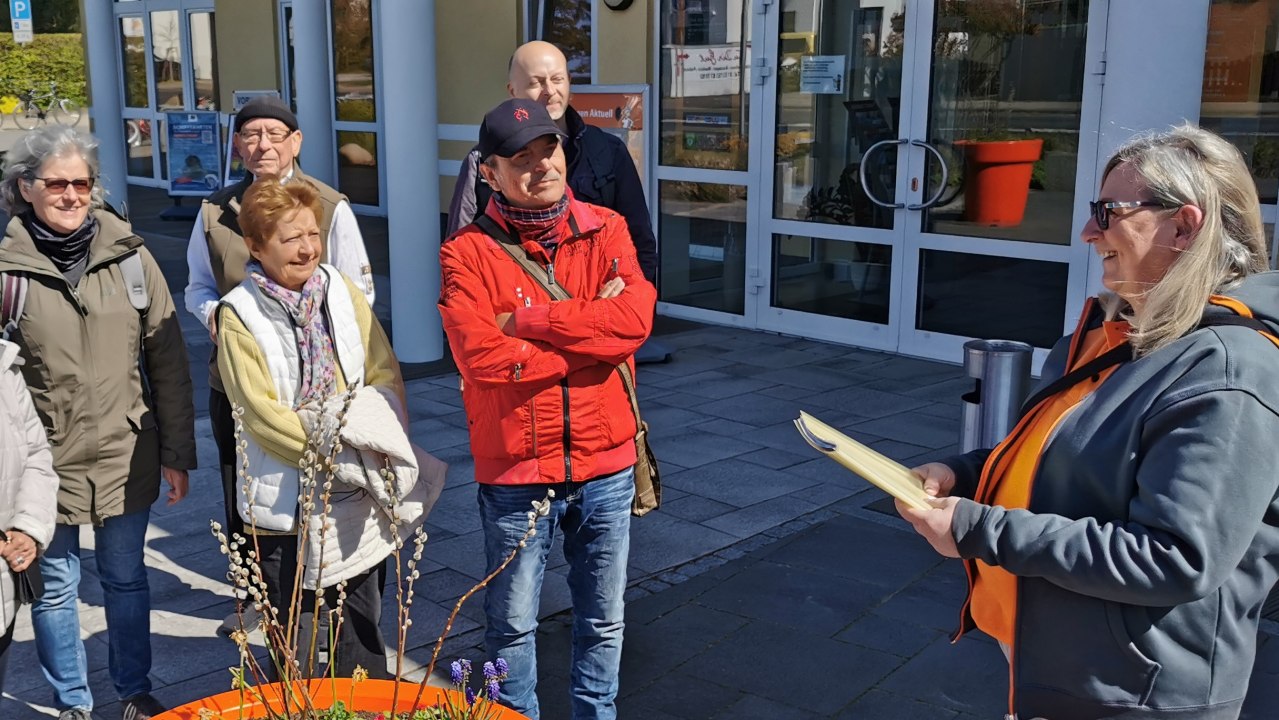 © Ortsfuehrung.jpg © Ortsfuehrung.jpg