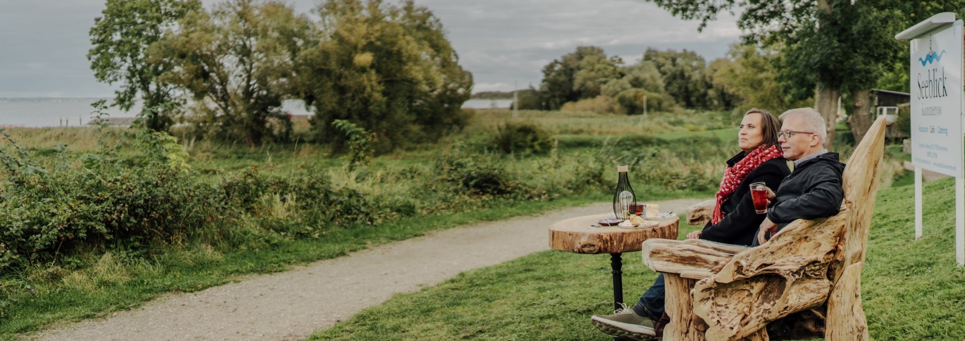 Appelcrumble en koffie met uitzicht: in Café Seeblick aan het Kummerowermeer, © TMV/Petermann