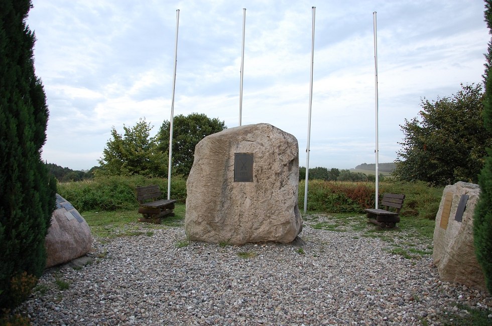 Several memorial stones were erected in honor of the fallen. // © Gabriele Skorupski Several memorial stones were erected in honor of the fallen. // © Gabriele Skorupski