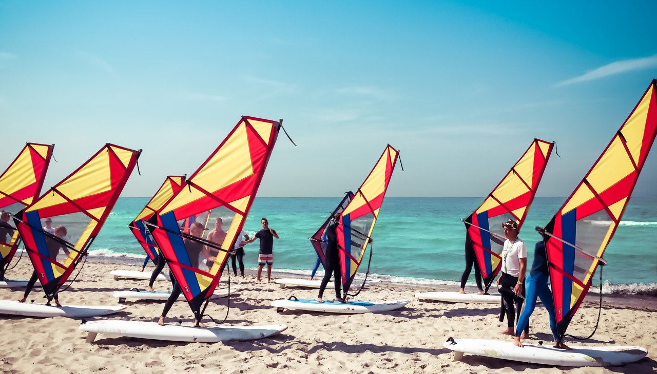 Kurs windsurfingu Morze Bałtyckie LOOP IN grupa początkująca, © Plamen Solzer