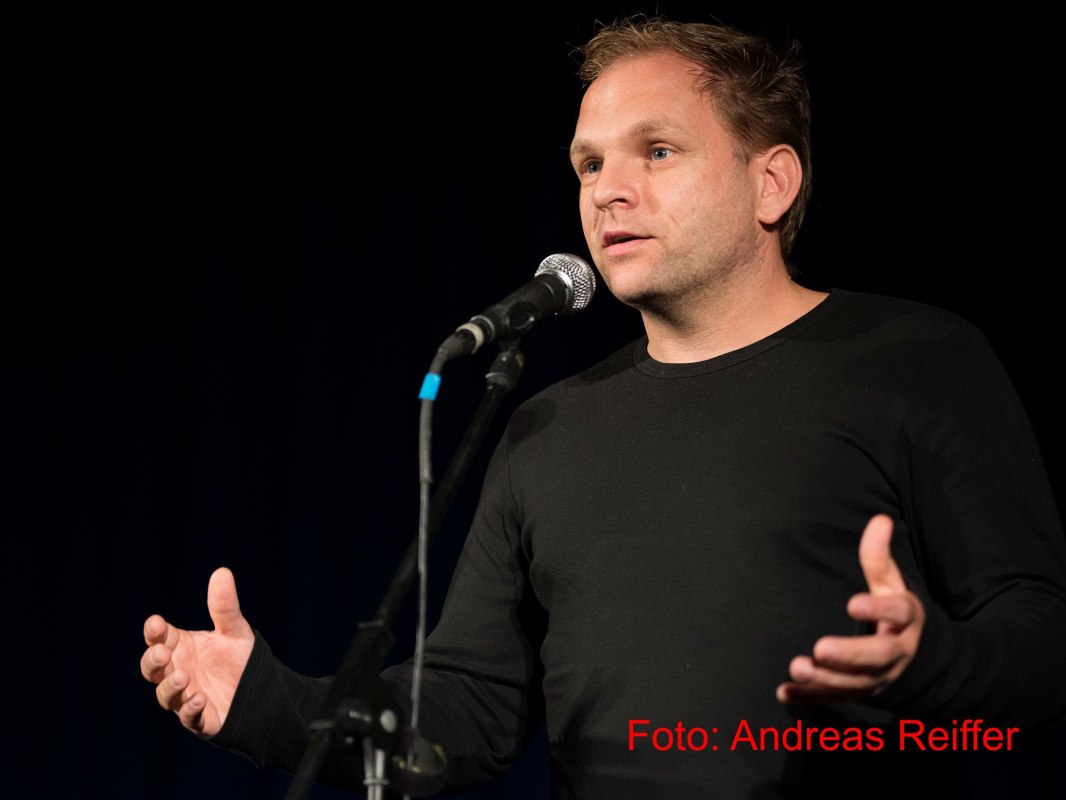 Het beste van Poetry Slam, &copy; Dr. Marc Langela  marc@langela.de   +49(0)1578-3302010, Mitarbeiter3