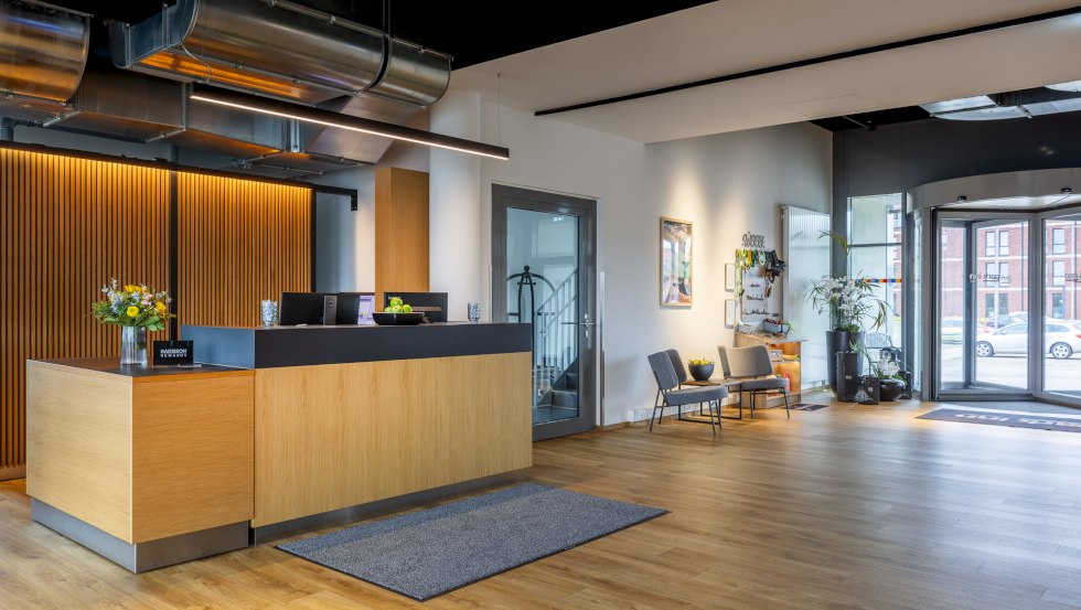 Front Desk at Park Inn by Radisson Wismar // &copy; park inn by Radisson Wismar