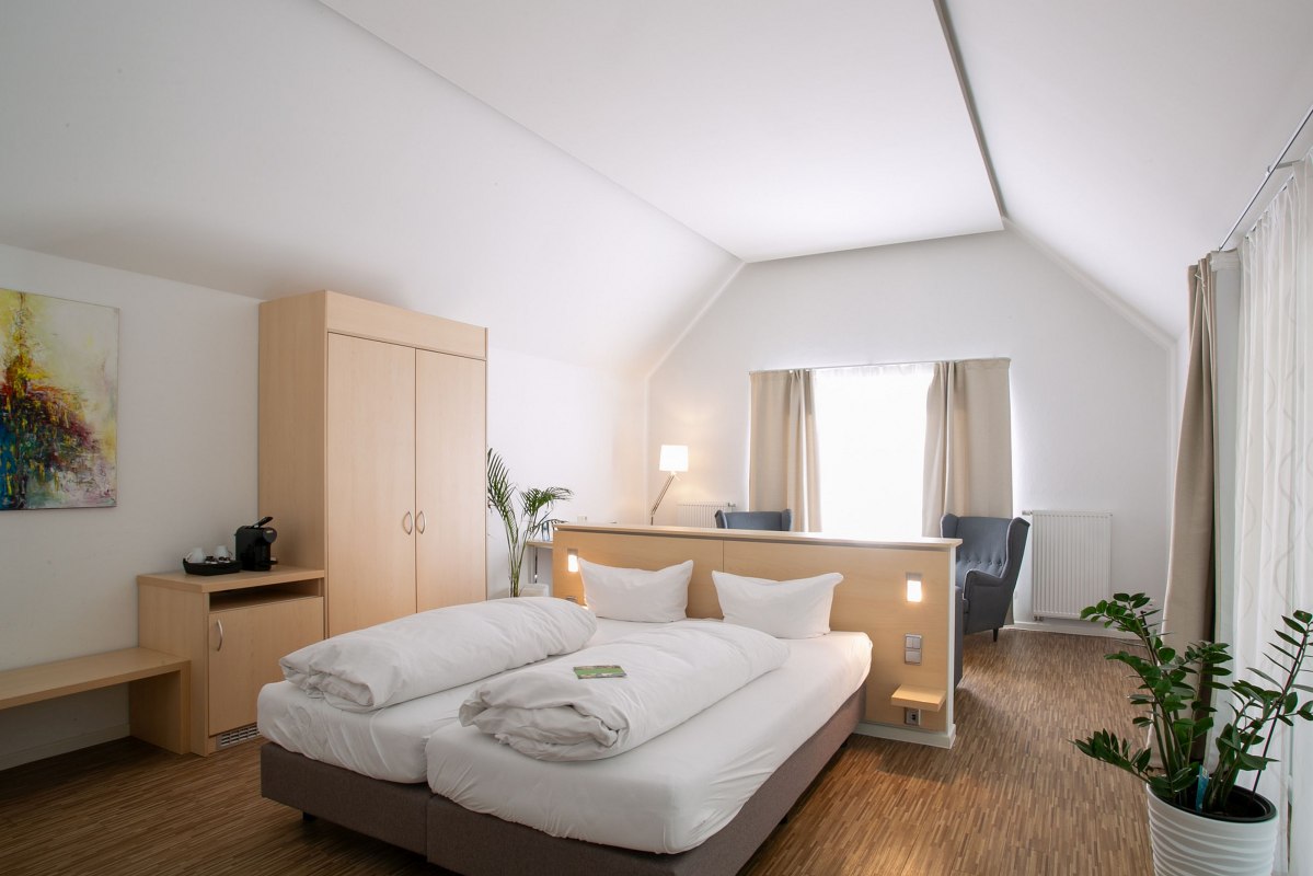 Suite in the park // &copy; Gutshaus Gremmelin