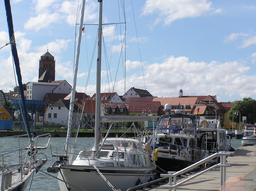 Yachten zu den Wolgaster Hafentagen im Stadthafen // © Baltzer Yachten zu den Wolgaster Hafentagen im Stadthafen // © Baltzer