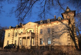 Hohenbr&uuml;nzow Castle: A new spring is coming ... // &copy; Gernot Pohl 2019