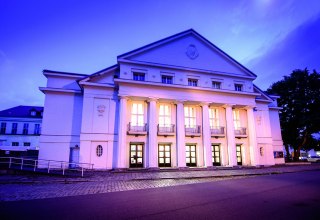 Theater Greifswald // &copy; Peter van Heesen