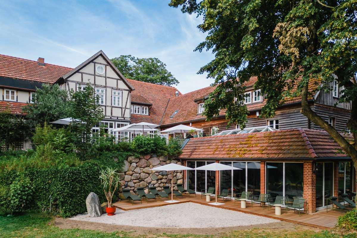 Exterior view of terrace and pool // © St. Oberholz / Nils Hasenau Exterior view of terrace and pool // © St. Oberholz / Nils Hasenau