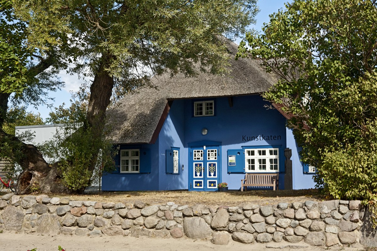 Galerij en evenementencentrum van kuurcentrum Ahrenshoop // &copy; Kurverwaltung Ahrenshoop/voigt & kranz UG, Prerow