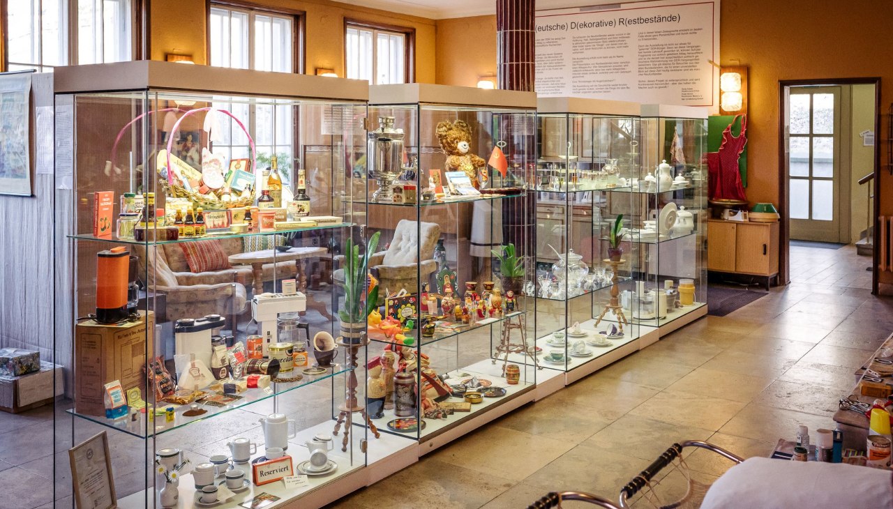 Showcases in the museum, © Kultur- und Sportring e.V.