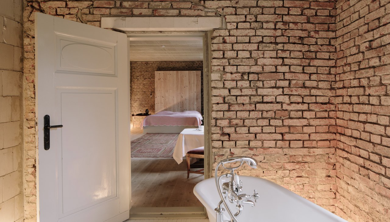 Wyjątkowe wnętrze dworu w Hessenburgu, © Gutshaus Hessenburg / Philipp Obkircher Wyjątkowe wnętrze dworu w Hessenburgu, © Gutshaus Hessenburg / Philipp Obkircher