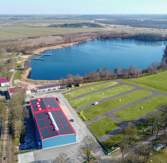 Caravan & Resort aan het Kosenowmeer // © caravan Caravan & Resort aan het Kosenowmeer // © caravan