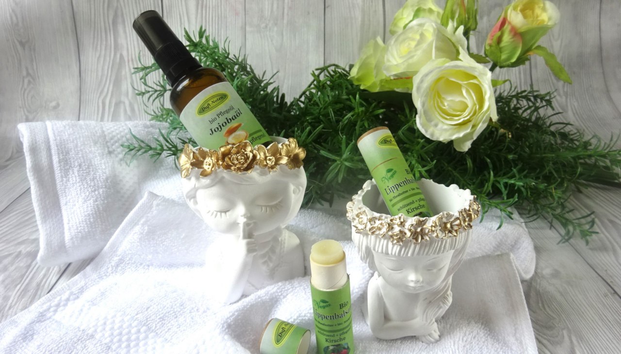 Oferujemy wyjątkową gamę produktów do pielęgnacji ciała, twarzy i włosów, © Duft-Noten Ziolkowski Oferujemy wyjątkową gamę produktów do pielęgnacji ciała, twarzy i włosów, © Duft-Noten Ziolkowski