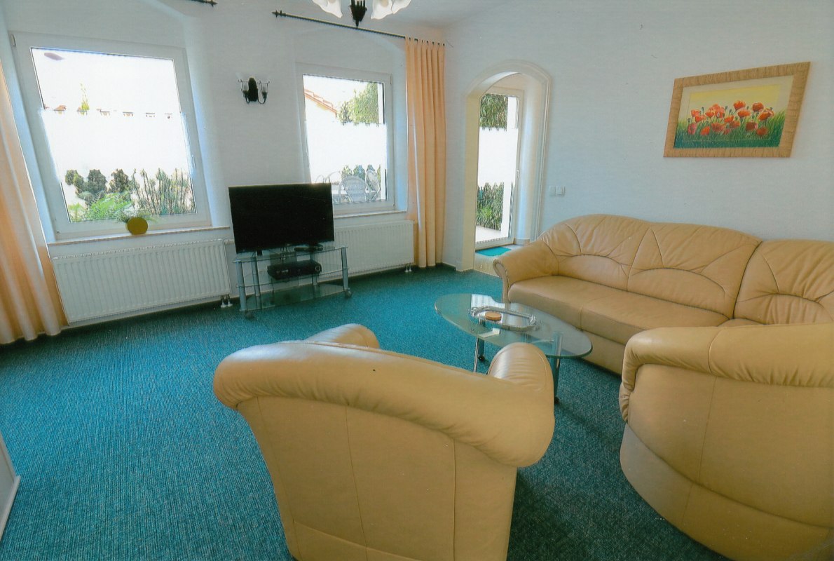 fr-knak4, &copy; Knak