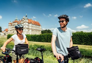 Out and about by bike at Güstrow Castle // © MV-T/Gänsicke Out and about by bike at Güstrow Castle // © MV-T/Gänsicke