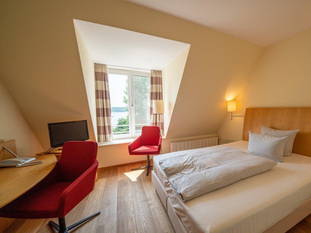 &copy; Hotel Kleines Meer