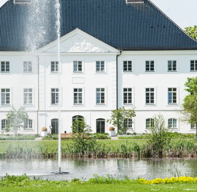 &copy; Schlossgut Gro&szlig; Schwansee