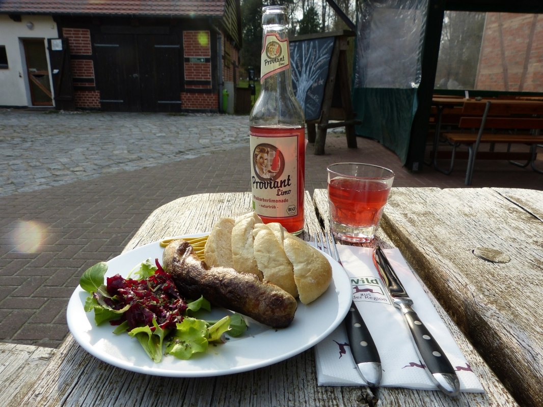 All our goods are as natural and regional as possible. Game meat contains many nutrients and particularly high protein, but little fat and cholesterol. We will gladly explain to you how to prepare and season the meat properly. // &copy; Waldservice und Energie GmbH