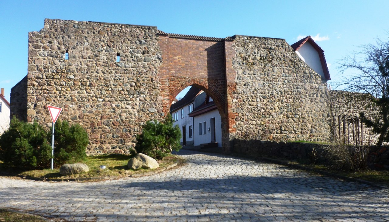 De Woldegker Tor maakt deel uit van de goed bewaard gebleven stadsmuur van Fürstenwerder, © Tourismusverein Fürstenwerder