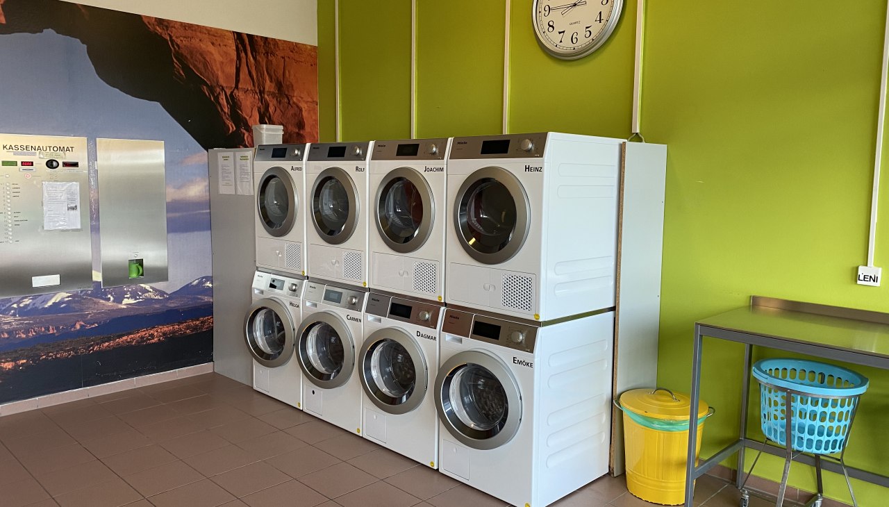 Pralnia SB Kesselbuntes na placu targowym, © Kur-und Tourismus GmbH Göhren-Lebbin Pralnia SB Kesselbuntes na placu targowym, © Kur-und Tourismus GmbH Göhren-Lebbin