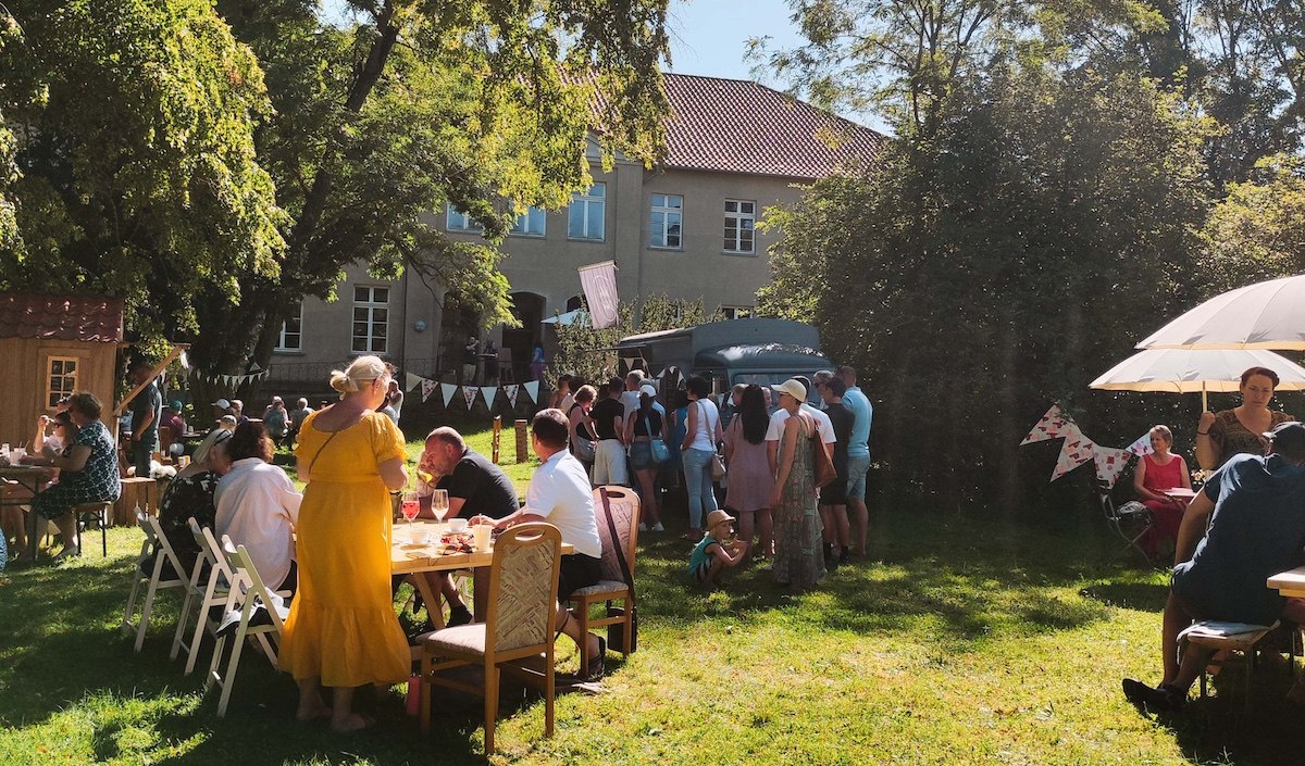 &copy; Isabel H&ouml;pner