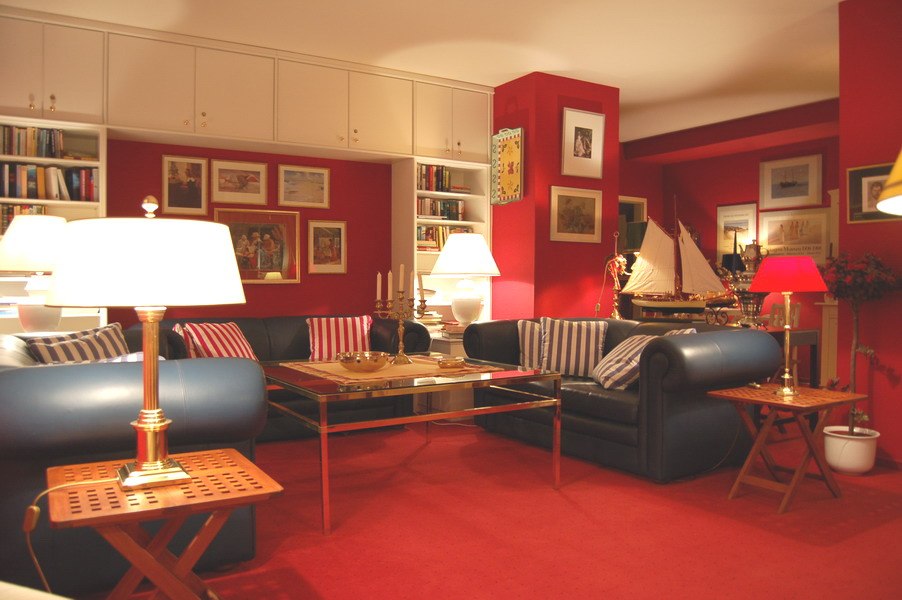 Bilbliothek/Red Salon // &copy; Stefan Bodin