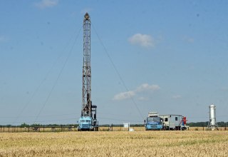View of the derrick, &copy; Sabrina Wittkopf-Schade