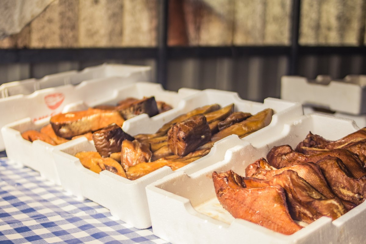 Wędzona ryba w porcie, &copy; Philipp Schulz