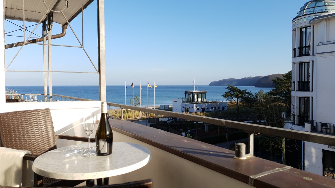 Kamer met uitzicht op het meer en balkon, © Aparthotel Rialto & Hotel Esplanade Kamer met uitzicht op het meer en balkon, © Aparthotel Rialto & Hotel Esplanade