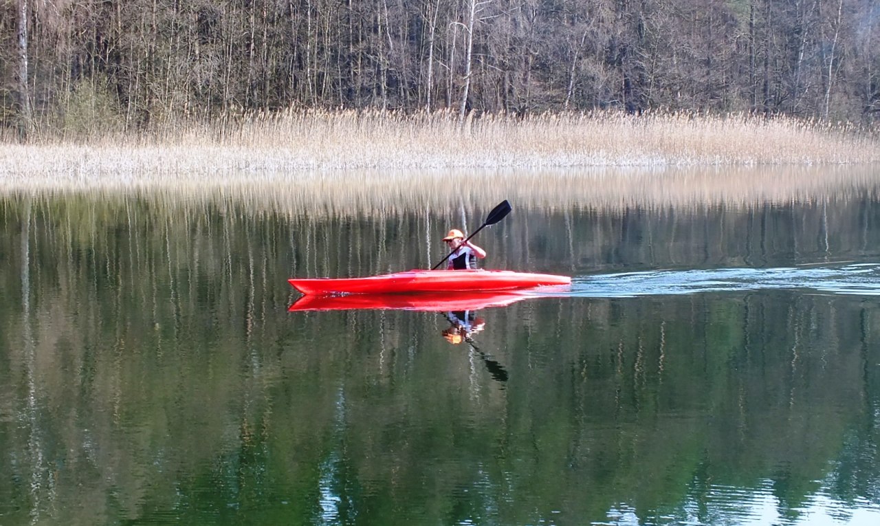 Discover the Feldberg lakeland by canoe, &copy; Guido Schmidt