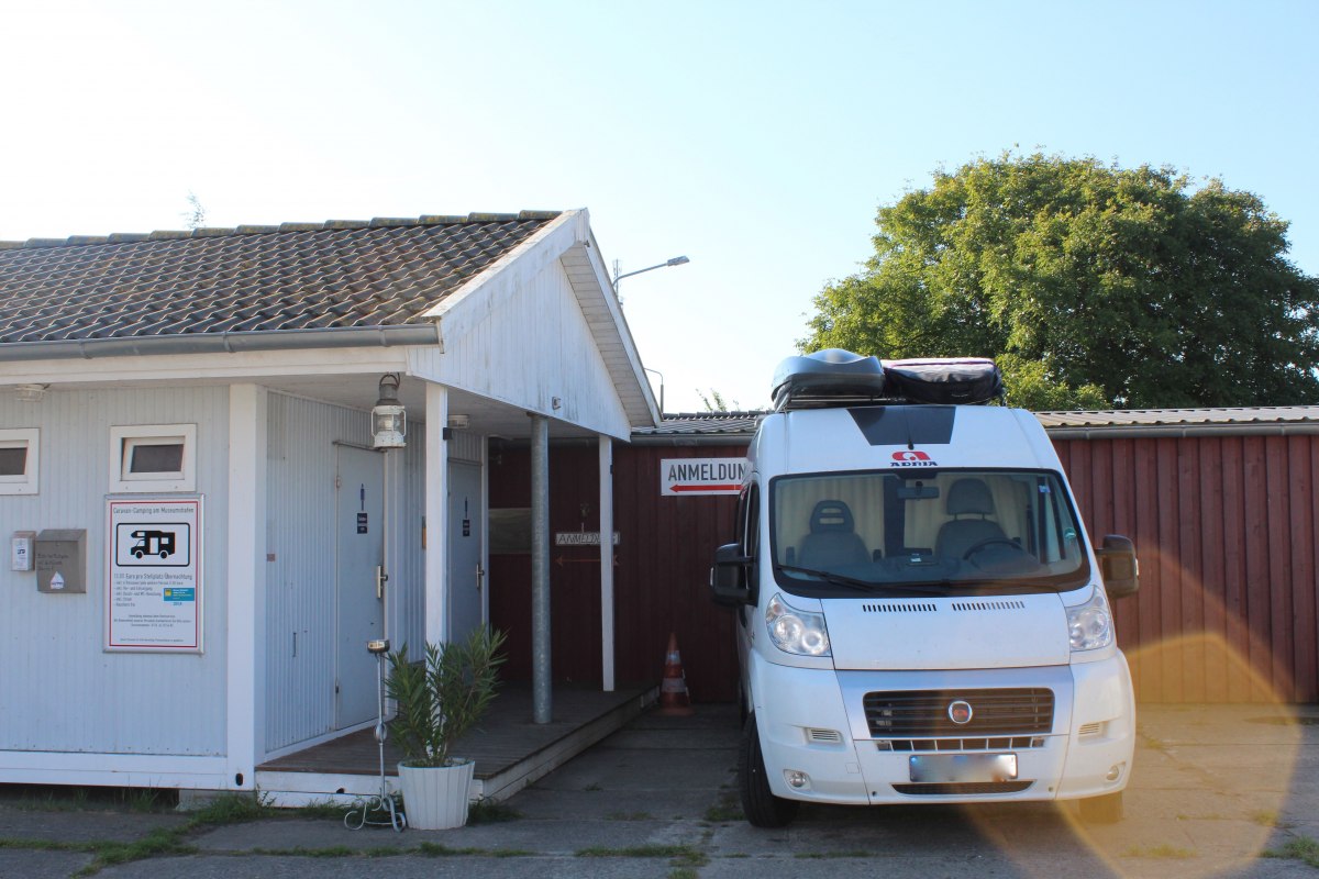 Caravan pitch with registration // &copy; Petra Fasten