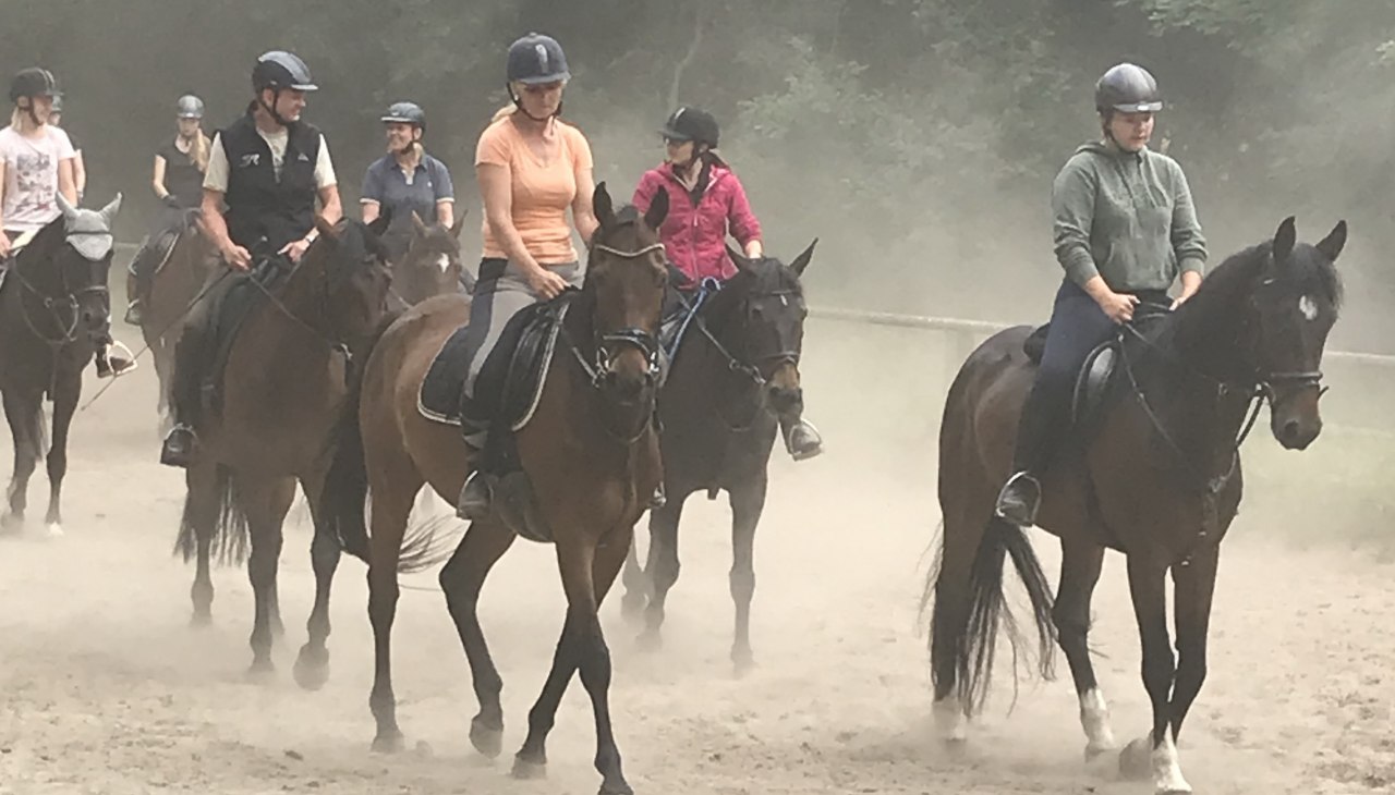 Formacja przed jazdą do Bömitz, © Karoline Görs