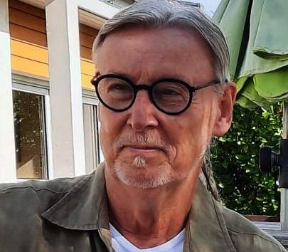 &copy; Manfred Wolfgram