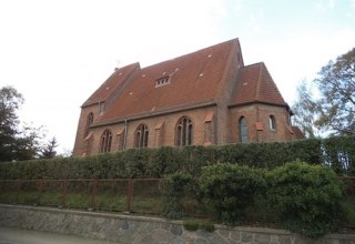 Katholische Herz-Jesu-Kirche in Garz auf Rügen // © Tourismuszentrale Rügen Katholische Herz-Jesu-Kirche in Garz auf Rügen // © Tourismuszentrale Rügen