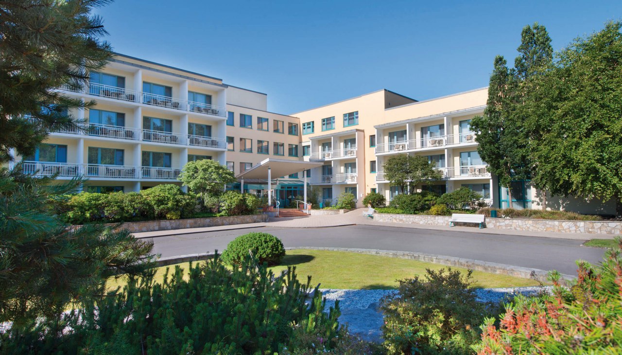 Exterior view of the Hotel Bernstein in Prerow, &copy; VELA Prerow GmbH