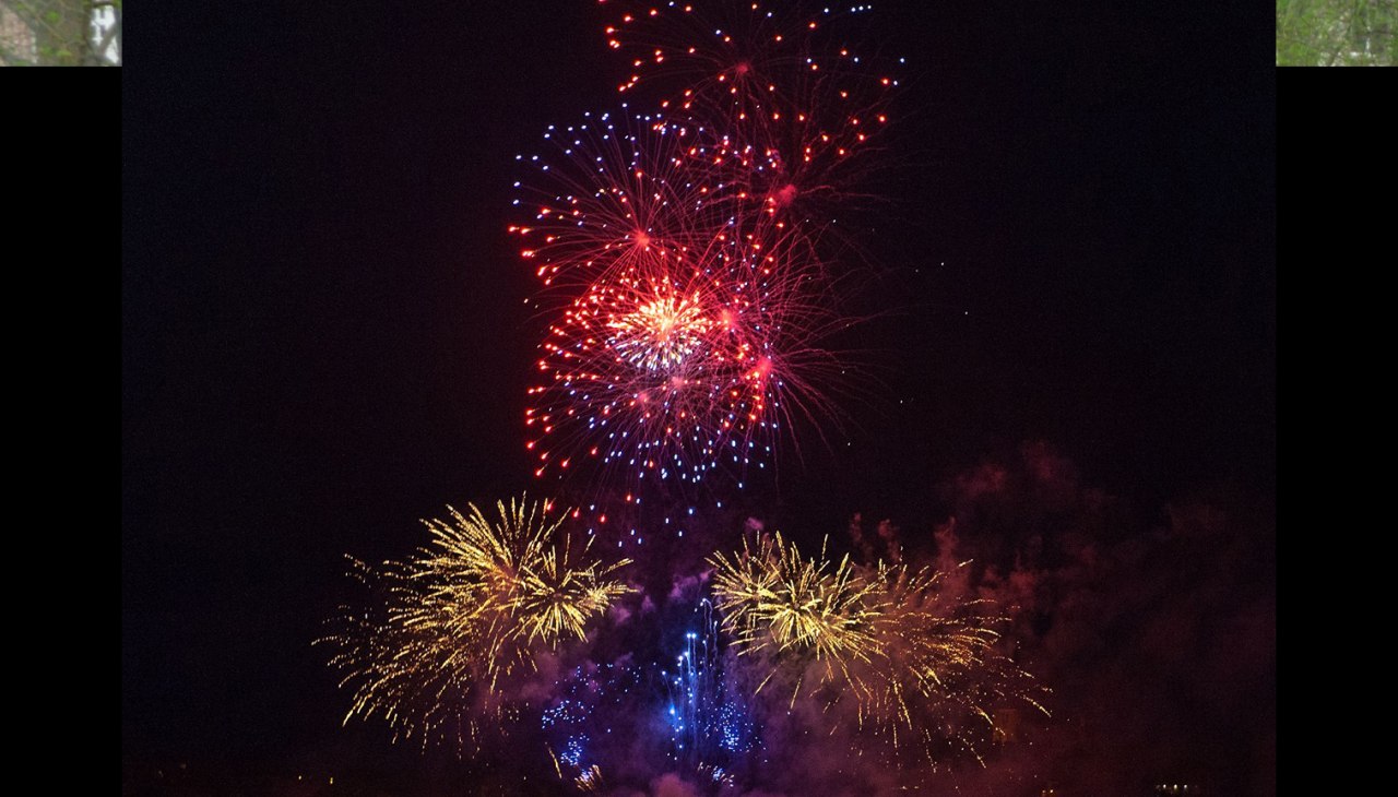 Vuurwerk boven het water, © Soulfire Feuerwerke Shows Vuurwerk boven het water, © Soulfire Feuerwerke Shows