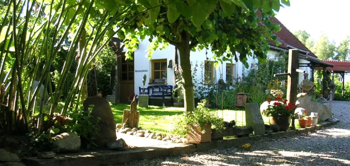 Onze Tenzerhof ... Studio's en vakantiewoningen // © Tenzerhof Onze Tenzerhof ... Studio's en vakantiewoningen // © Tenzerhof