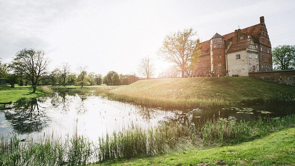 Kasteel Ulrichshusen in de zomer, © Schloss Ulrichshusen