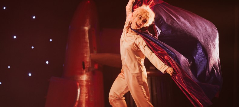 Foto: Theresa Lange // &copy; Deutsche Tanzkompanie