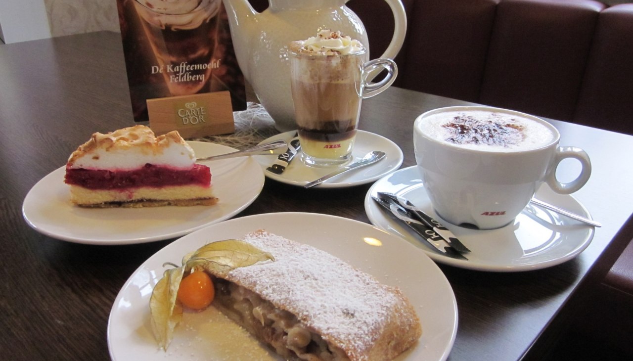 Koffie en taart, © Steffen Buhrtz