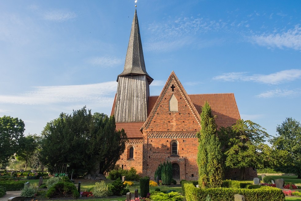the south side of the church, © Frank Burger