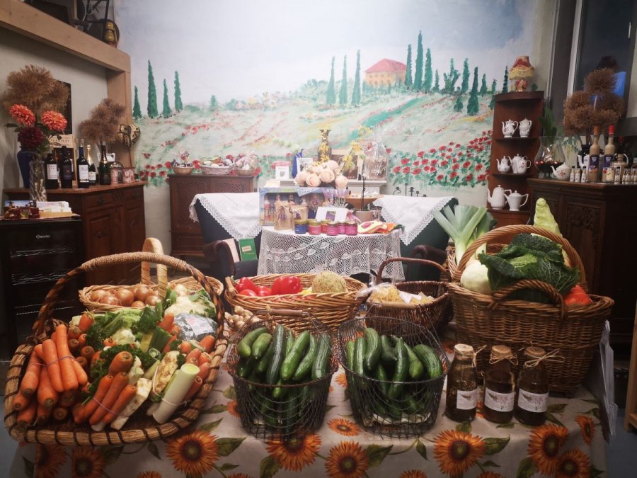 Farm store of the Landfrauen Leezen, © Peggy Kollex