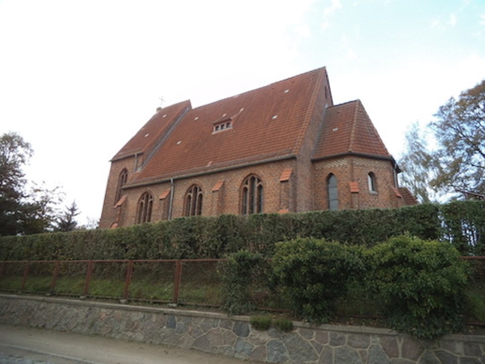 Katholieke kerk van het Heilig Hart van Jezus in Garz op R&uuml;gen // &copy; Tourismuszentrale R&uuml;gen