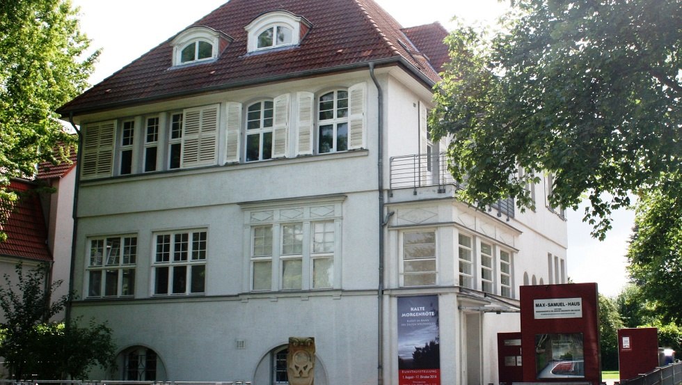 Max Samuel House, &copy; MSH