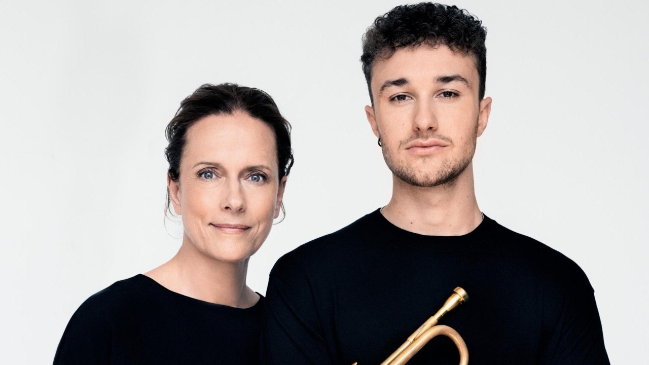 &copy; Mathias Bothor