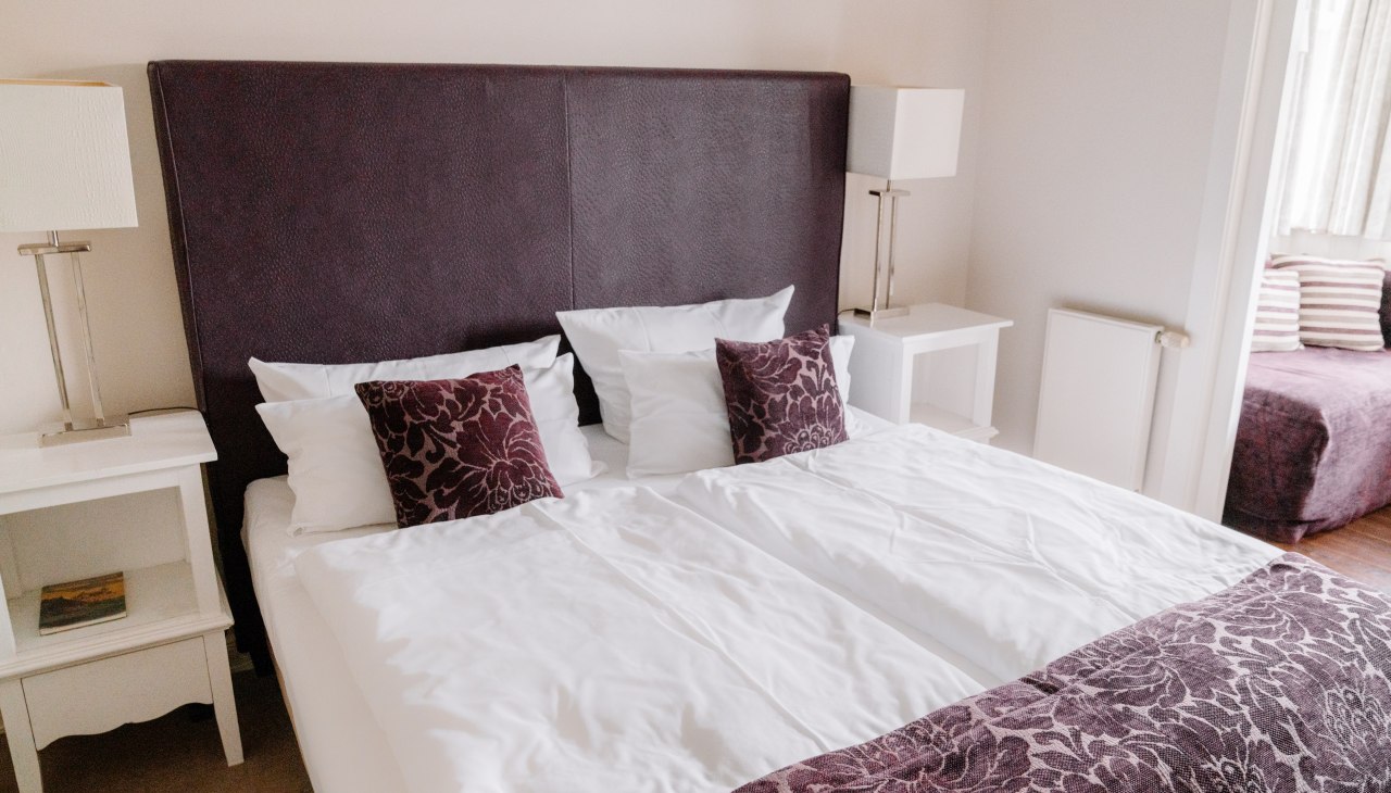 One of our romantic double rooms, © The Grand Hotel Management GmbH