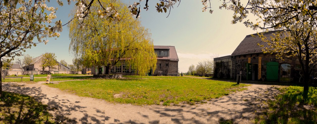 &copy; KUNSTHANDWERKERHOF THOMSDORF