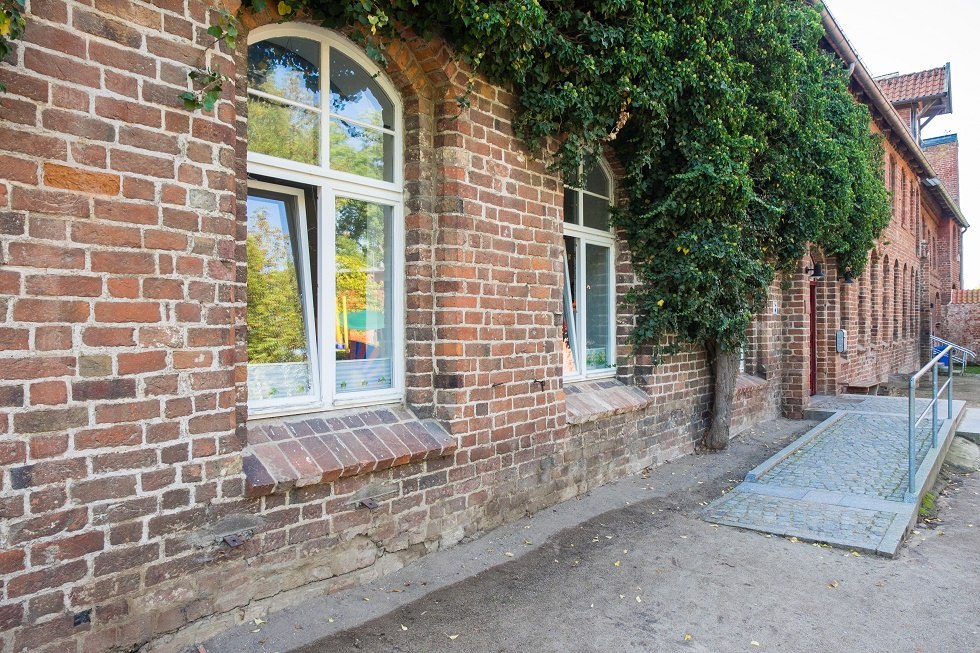 In het Probstei-gebouw is nu een kleuterschool gevestigd., © Frank Burger