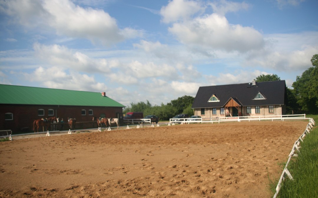 stable-and-home, © Foto: Markgraf