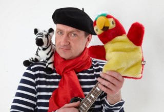 Fridolin Colorful "Zebra and Parrot", © Eric Tschernow Fridolin Colorful "Zebra and Parrot", © Eric Tschernow